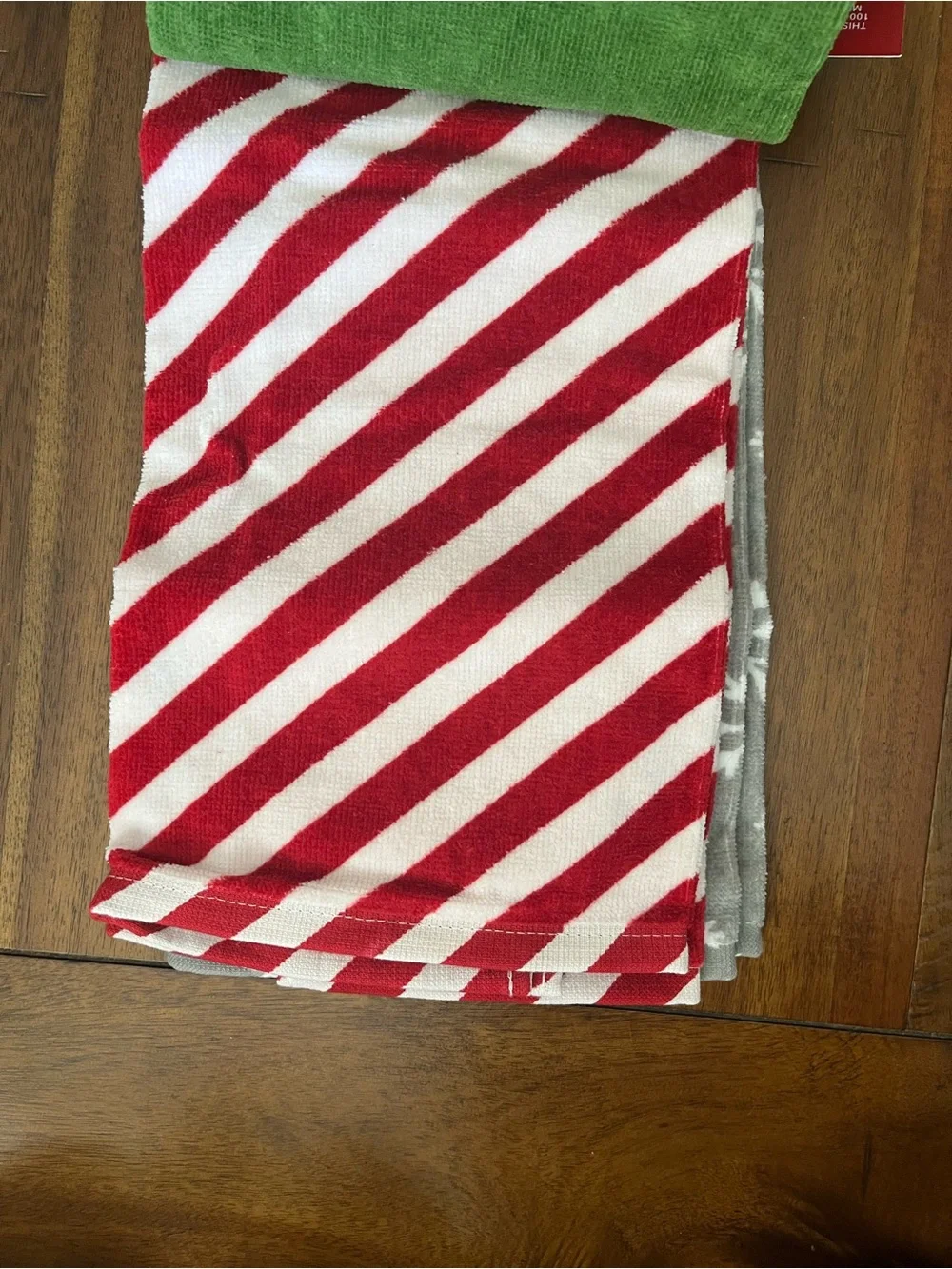 NWT Pack of 3 Christmas Kitchen Towels